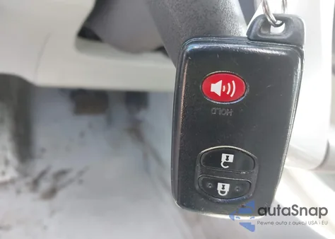 2011 Toyota Prius Three из США, поврежденный, VIN JTDKN3DU3B0317251